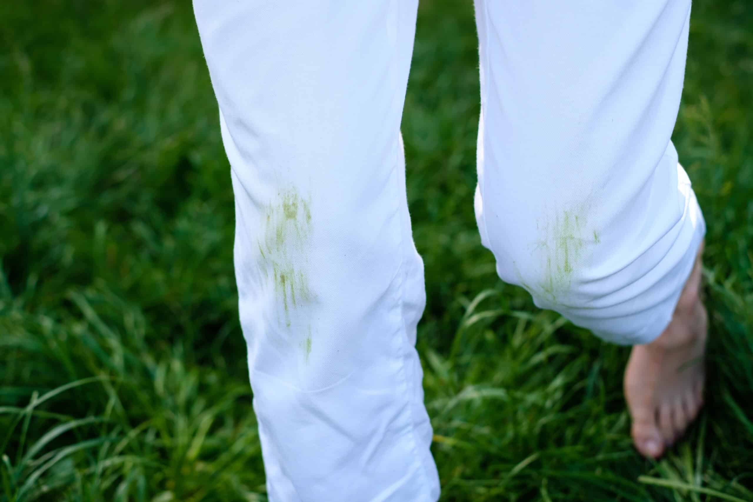 grass-stain-on-knees