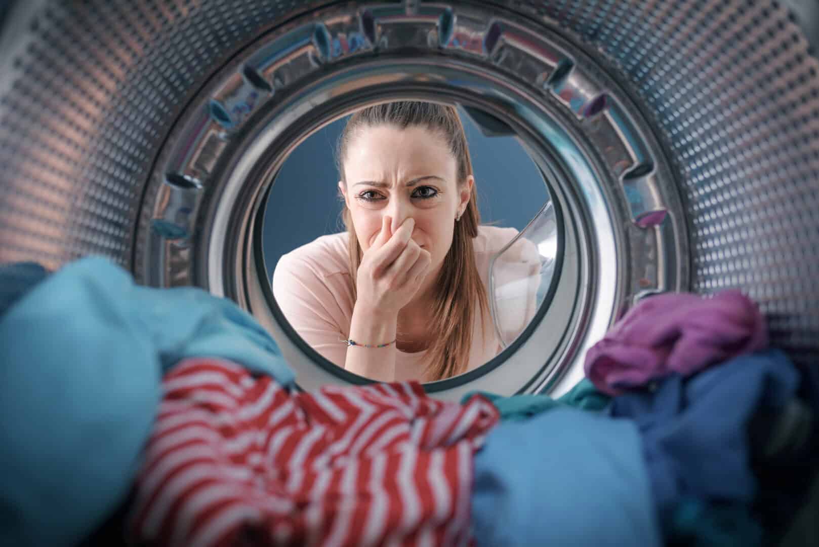 washing-machine-that-smells